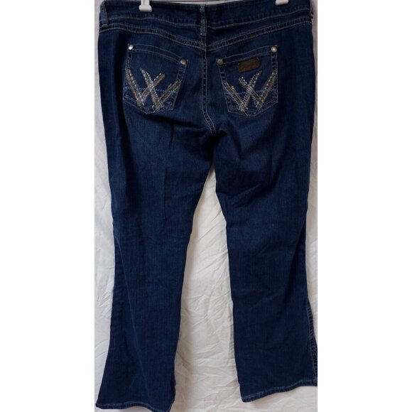 WRANGLER Sadie Womens 15 X 34 Mid Rise Thick Stitch Med Wash Bootcut Jeans W40 - Picture 4 of 8